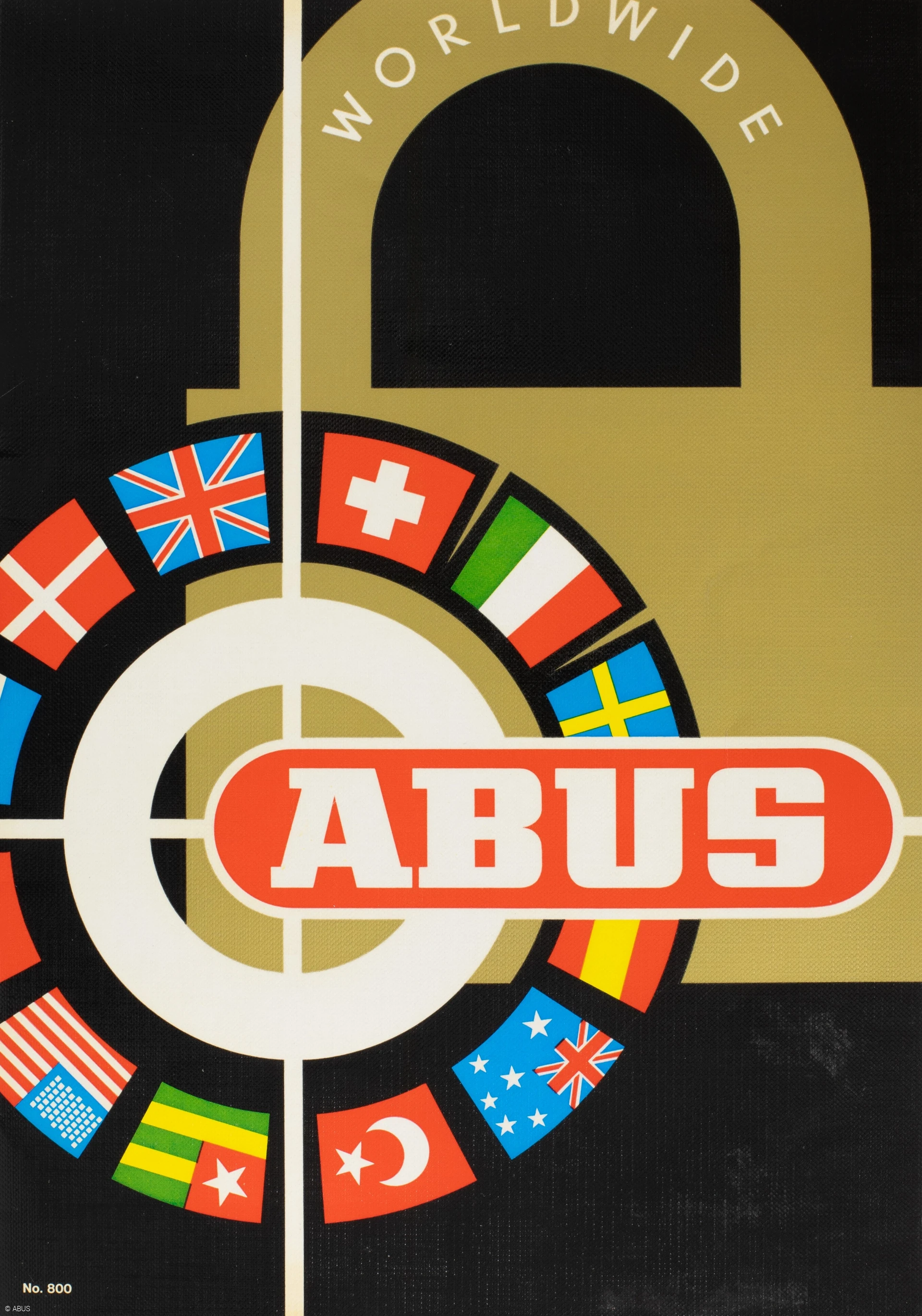 Ein Plakat, welches den Umriss eines Vohangschlosses und in einem Kreis daneben viele verschiedene Länderflaggen zeigt, mit der Aufschrift "ABUS Worldwide" © ABUS