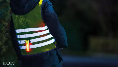 Tension rubbers, high-visibility vests & Co | ABUS